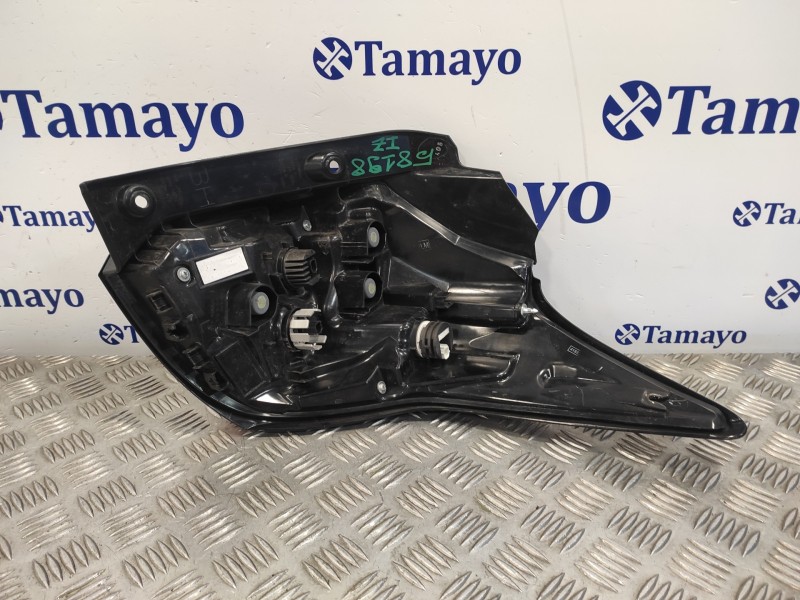 Recambio de piloto trasero izquierdo para toyota yaris (xpa1f/mxph11/chxnbw) hybrid 1.5cc referencia OEM IAM 81561K0040  