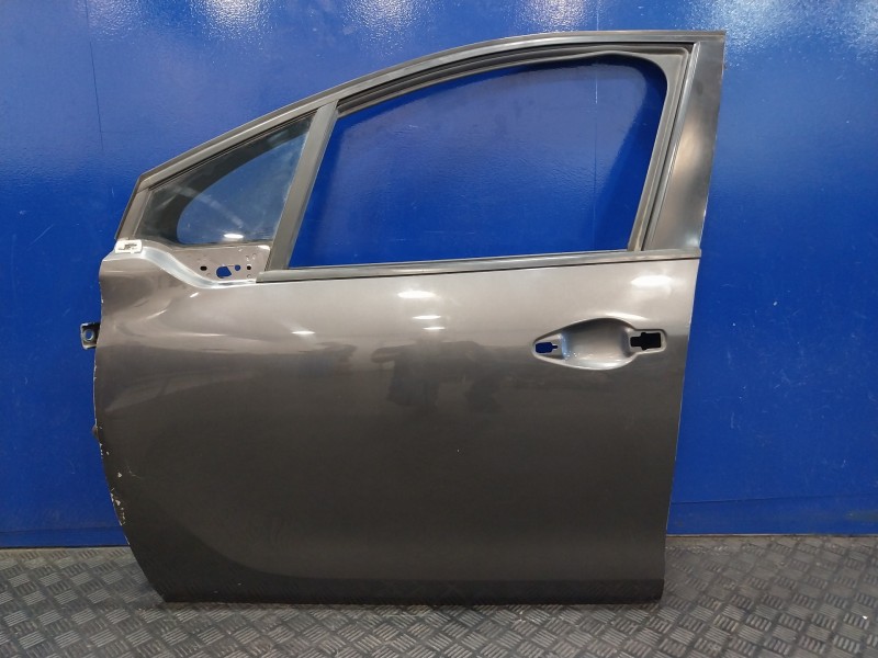 Recambio de puerta delantera izquierda para peugeot 208 1.2 12v vti referencia OEM IAM   