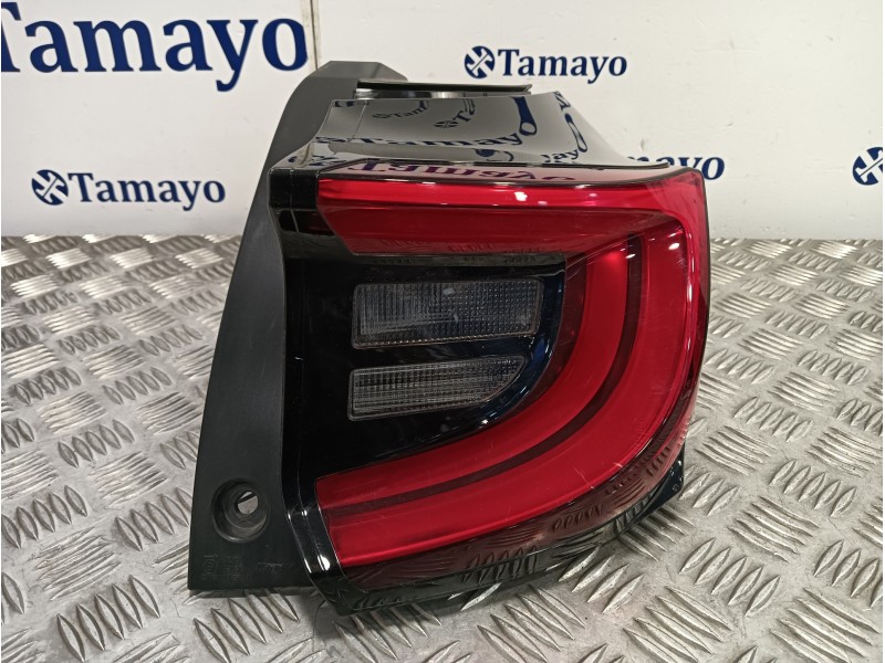 Recambio de piloto trasero derecho para toyota yaris (xpa1f/mxph11/chxnbw) hybrid 1.5cc referencia OEM IAM 81551K0040  