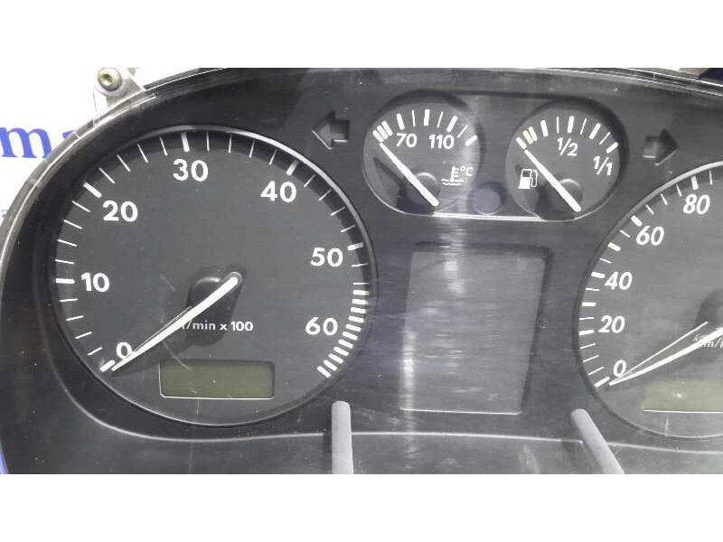 Recambio de cuadro instrumentos para volkswagen polo berlina (6n1) 1.6 referencia OEM IAM 5392326600  