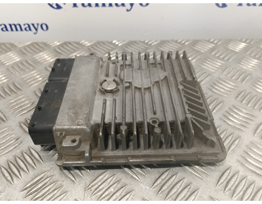 Recambio de centralita motor uce para seat ibiza (6j5) 1.6 tdi referencia OEM IAM 5WP42917AA 03L906023Q 03L906023LC