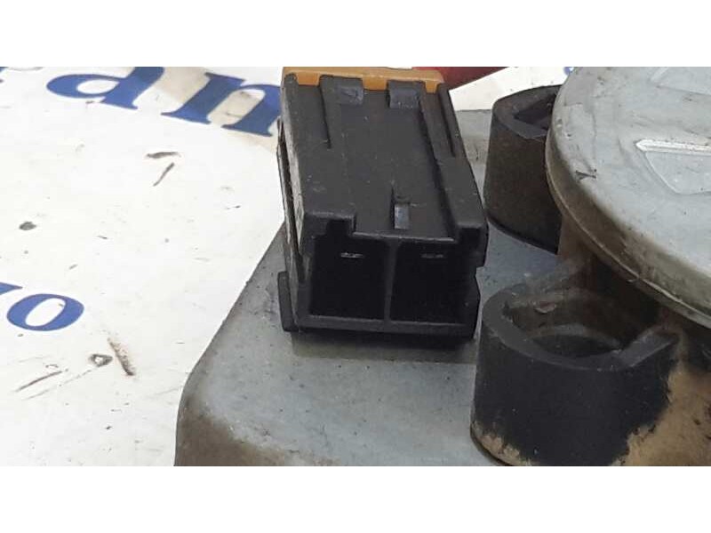 Recambio de elevalunas delantero derecho para nissan almera (n15) referencia OEM IAM 807300M007 162293 