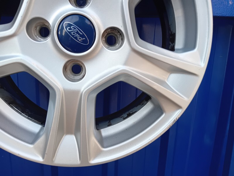 Recambio de llanta para ford tourneo courier (c4a) referencia OEM IAM ET75-1007-AB  
