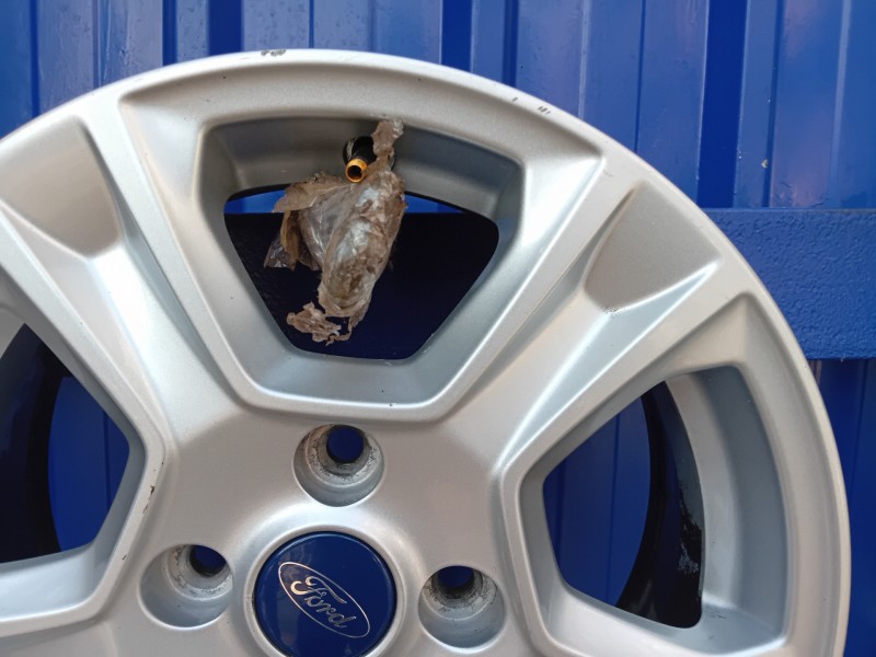 Recambio de llanta para ford tourneo courier (c4a) referencia OEM IAM ET75-1007-AB  