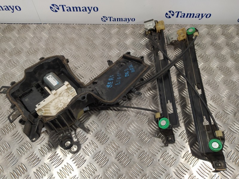 Recambio de elevalunas delantero derecho para seat leon (1p1) referencia OEM IAM 1P0837402M S0305H002 1T0959702AB