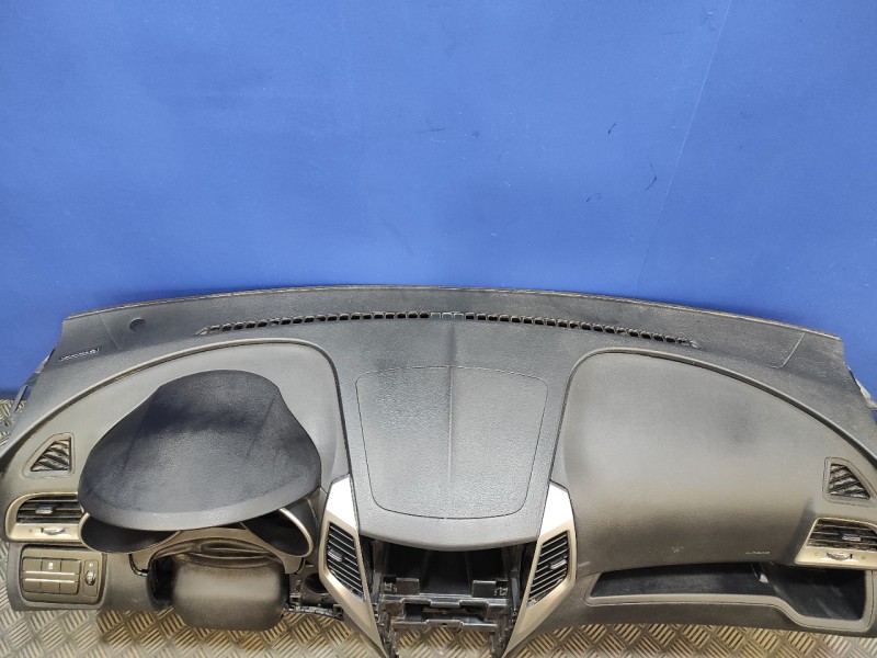 Recambio de salpicadero para ssangyong tivoli premium 4x2 referencia OEM IAM   