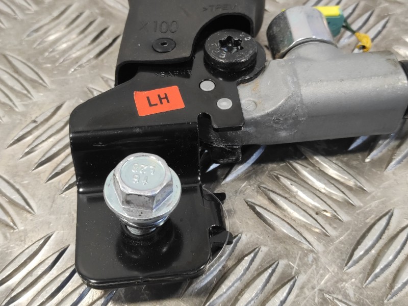 Recambio de pretensor cinturon delantero izquierdo para ssangyong tivoli premium 4x2 referencia OEM IAM 7466135000LBH  