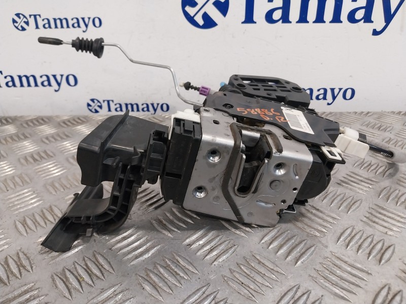 Recambio de cerradura puerta delantera izquierda para mercedes-benz clase gla (w156) referencia OEM IAM A1667200135 A2467220108 