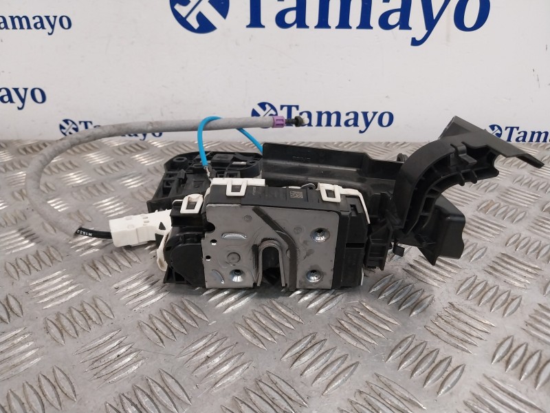 Recambio de cerradura puerta delantera izquierda para mercedes-benz clase gla (w156) referencia OEM IAM A1667200135 A2467220108 