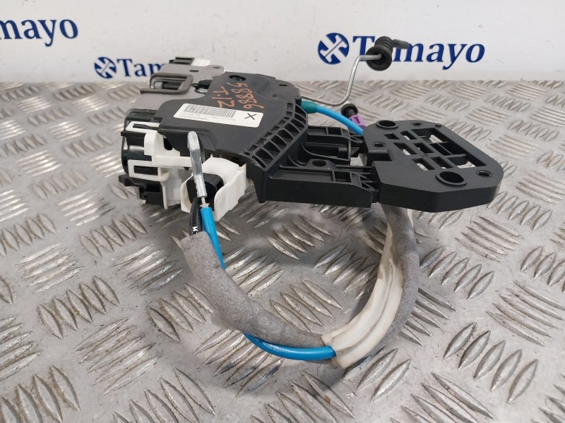Recambio de cerradura puerta trasera izquierda para mercedes-benz clase gla (w156) referencia OEM IAM A2047302735 927576 A246722