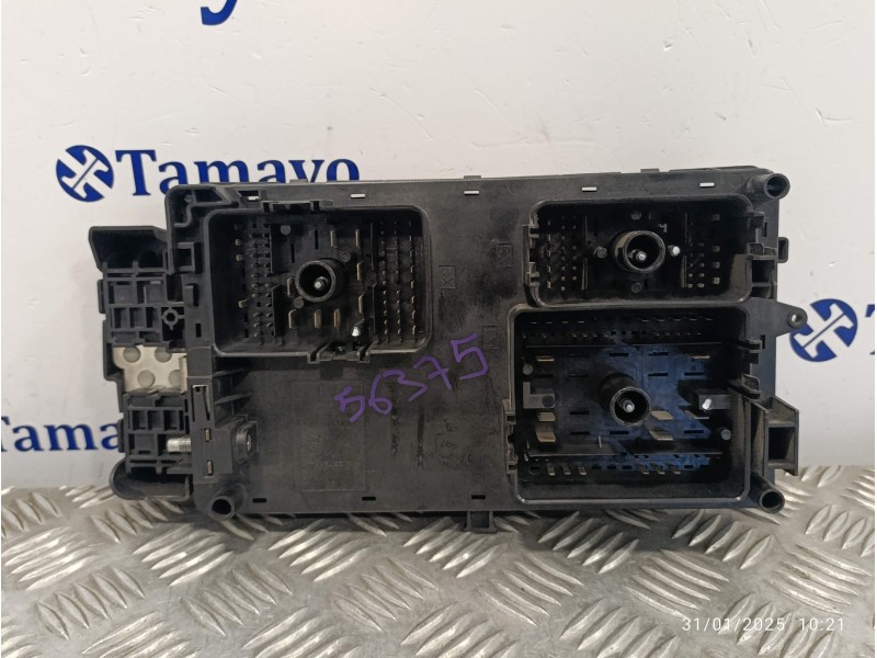 Recambio de caja reles / fusibles para opel insignia berlina 2.0 cdti cat referencia OEM IAM 544949969 13275881 13255300