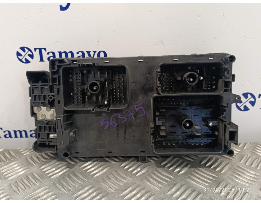 Recambio de caja reles / fusibles para opel insignia berlina 2.0 cdti cat referencia OEM IAM 544949969 13275881 13255300