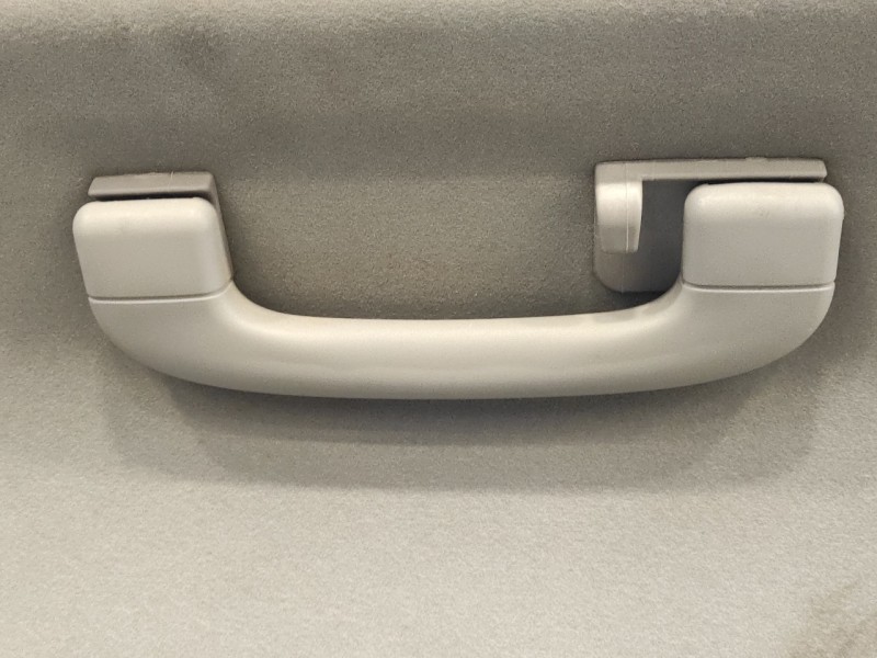 Recambio de techo interior para ssangyong tivoli premium 4x2 referencia OEM IAM   