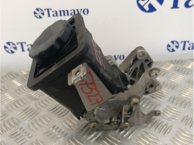 Recambio de bomba direccion para bmw serie 3 touring (e46) 3.0 turbodiesel referencia OEM IAM 676187601  7692974520