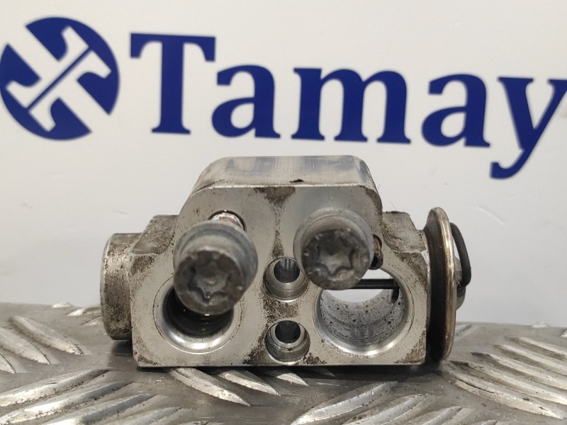 Recambio de valvula trinaria para volkswagen touareg (7l6) 2.5 tdi dpf referencia OEM IAM 7L0820679C  52423395