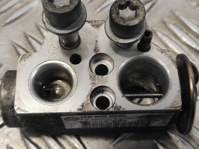 Recambio de valvula trinaria para volkswagen touareg (7l6) 2.5 tdi dpf referencia OEM IAM 7L0820679C  52423395