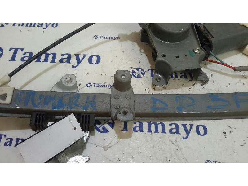 Recambio de elevalunas delantero derecho para nissan primera berlina (p11) 2.0 turbodiesel cat referencia OEM IAM 4004388  