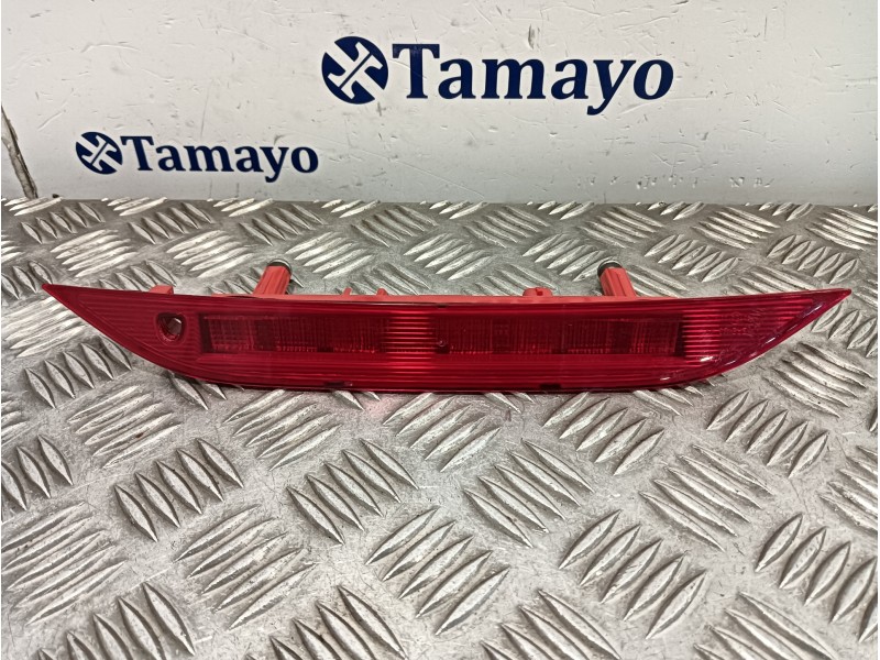 Recambio de piloto trasero central para smart forfour eq referencia OEM IAM 265900344R  89250031