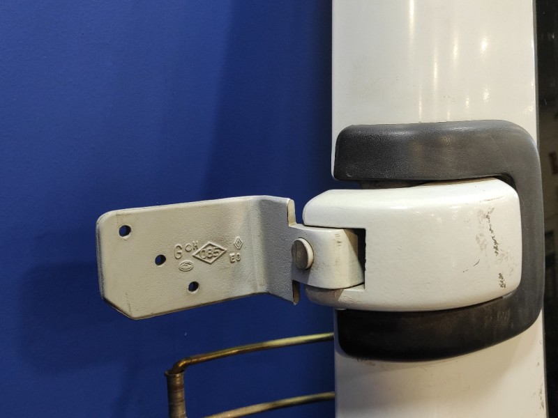 Recambio de puerta trasera carga izquierda para renault master desde ´98 referencia OEM IAM  167895 