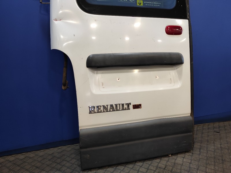Recambio de puerta trasera carga izquierda para renault master desde ´98 referencia OEM IAM  167895 