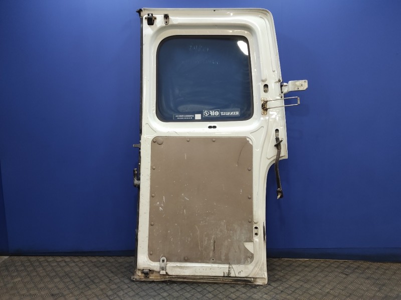 Recambio de puerta trasera carga izquierda para renault master desde ´98 referencia OEM IAM  167895 