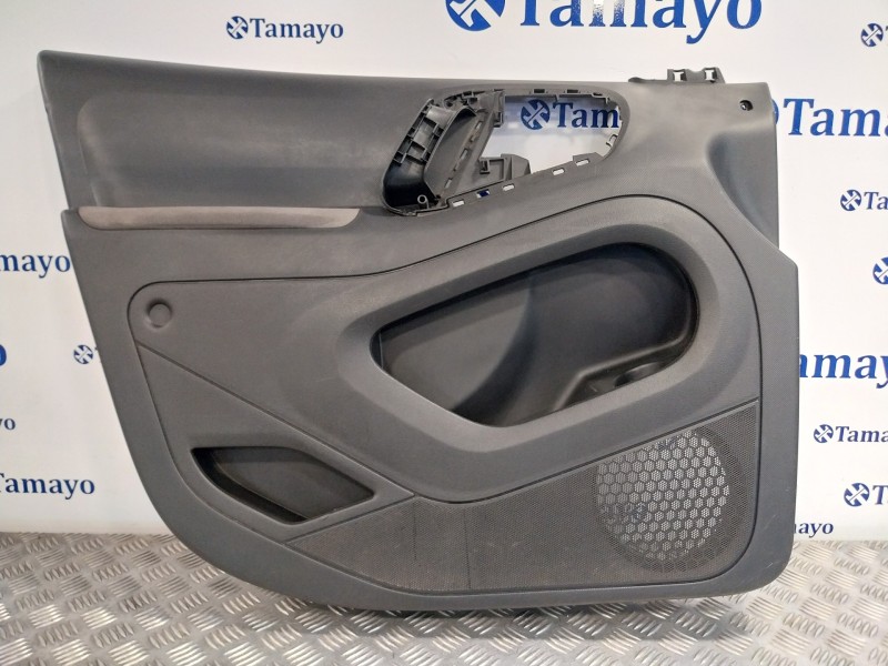 Recambio de guarnecido puerta delantera izquierda para peugeot partner kombi referencia OEM IAM 9681235277  9681234677