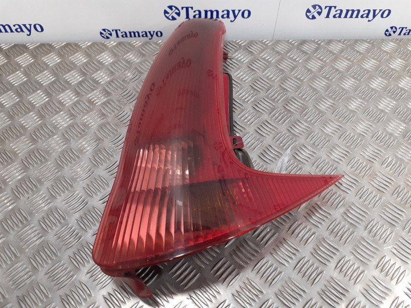 Recambio de piloto trasero derecho para peugeot 206 sw 2.0 hdi cat referencia OEM IAM 9641540577  