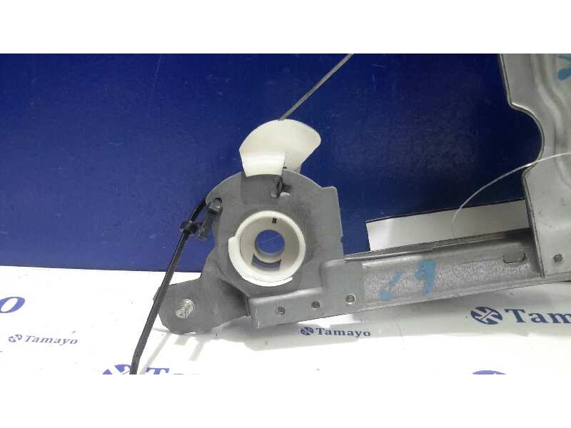 Recambio de elevalunas trasero derecho para citroën xsara berlina 1.9 turbodiesel referencia OEM IAM 400332A  