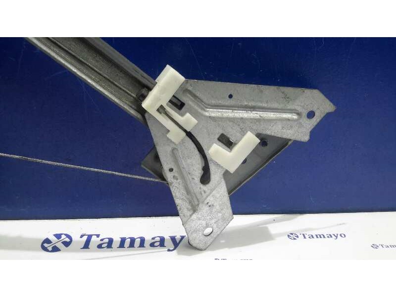 Recambio de elevalunas trasero derecho para citroën xsara berlina 1.9 turbodiesel referencia OEM IAM 400332A  