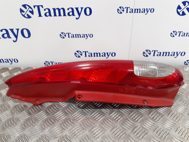 Recambio de piloto trasero derecho para chevrolet tacuma 2.0 cat referencia OEM IAM   