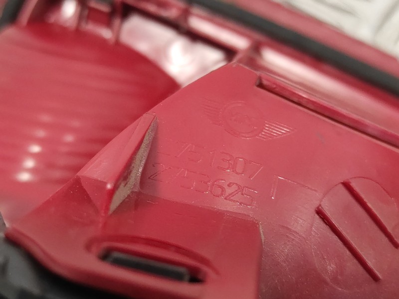 Recambio de piloto trasero izquierdo para bmw mini (r56) 1.6 16v cat referencia OEM IAM 2751307 0337300 2753625