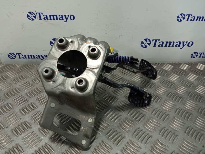 Recambio de pedal freno para peugeot partner kombi referencia OEM IAM 0943211408  