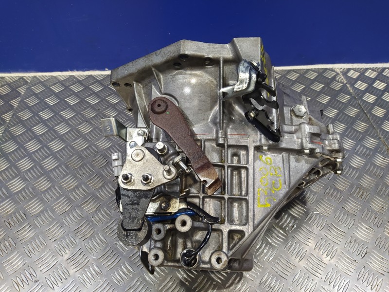 Recambio de caja cambios para toyota aygo 1.0 cat referencia OEM IAM 1KRFE  