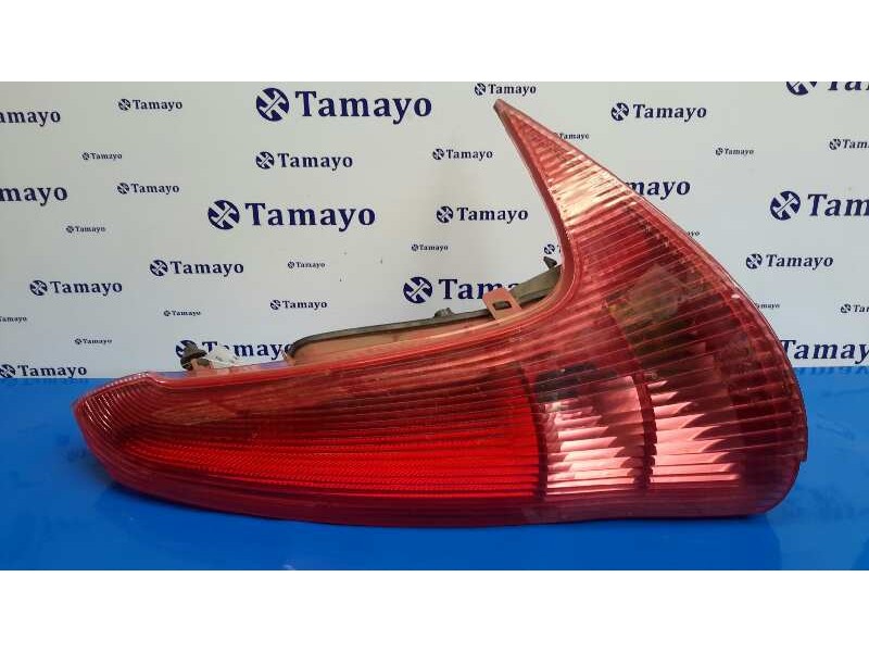 Recambio de piloto trasero derecho para peugeot 206 4-trg. referencia OEM IAM   