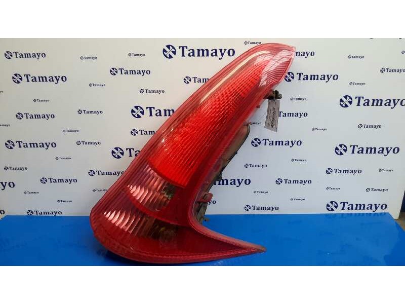 Recambio de piloto trasero derecho para peugeot 206 4-trg. referencia OEM IAM   