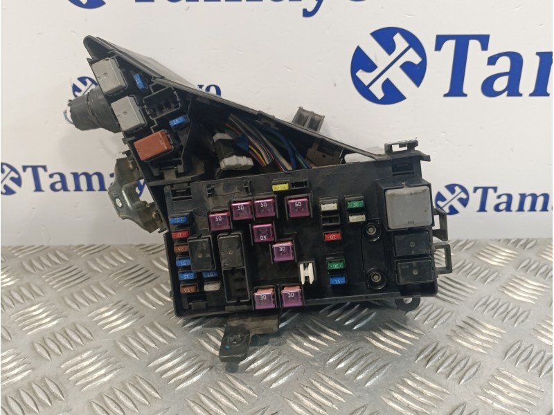 Recambio de caja reles / fusibles para subaru forester s12 2.0 diesel cat referencia OEM IAM 82241SC020PD  MB100200B
