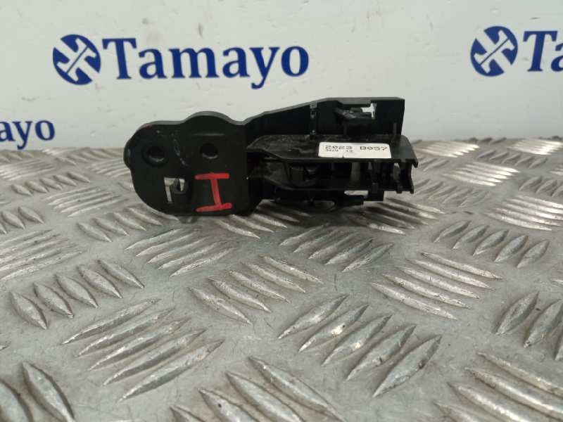 Recambio de maneta interior delantera izquierda para iveco daily vi 33s16 referencia OEM IAM   
