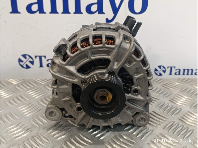 Recambio de alternador para land rover discovery sport referencia OEM IAM 0125812068  GX7310300CE