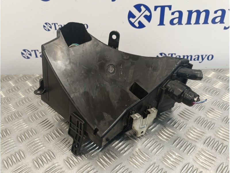 Recambio de caja reles / fusibles para subaru forester s12 2.0 diesel cat referencia OEM IAM 82241SC020PD  MB100200B
