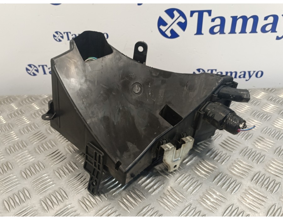 Recambio de caja reles / fusibles para subaru forester s12 2.0 diesel cat referencia OEM IAM 82241SC020PD  MB100200B