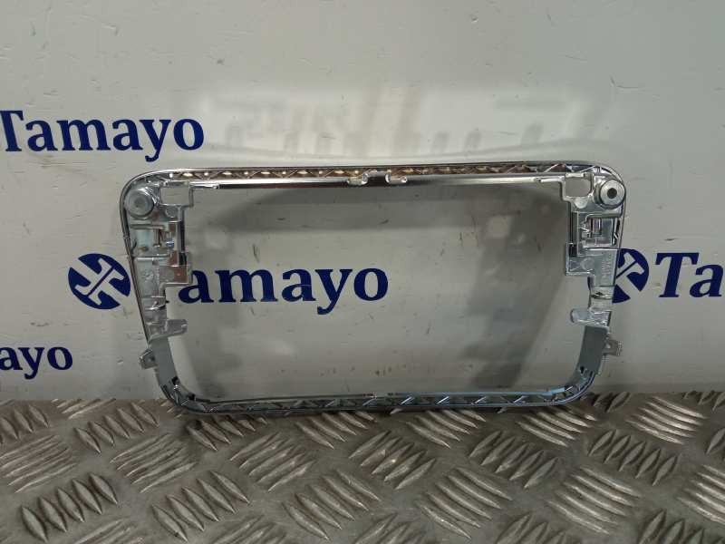 Recambio de moldura para mercedes-benz clase gla (w156) referencia OEM IAM A1766890018  