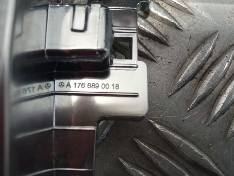 Recambio de moldura para mercedes-benz clase gla (w156) referencia OEM IAM A1766890018  