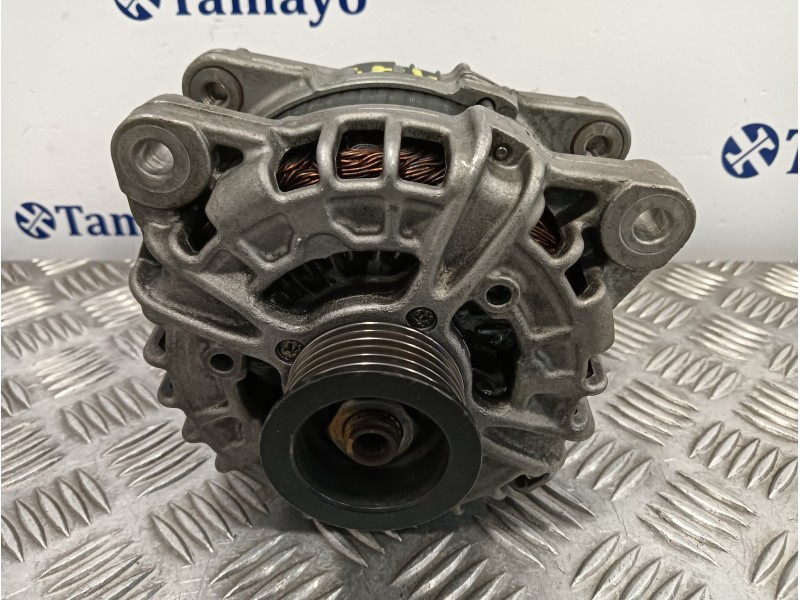 Recambio de alternador para land rover discovery sport referencia OEM IAM 0125812068  GX7310300CE