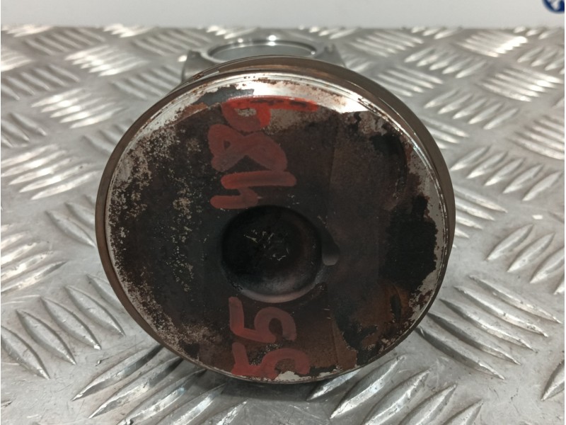 Recambio de piston para mazda 3 berlina (bp) referencia OEM IAM KS1275  