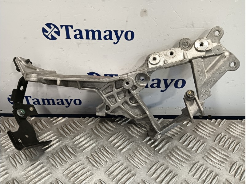 Recambio de soporte alternador para land rover discovery sport referencia OEM IAM G4D39L456DC  