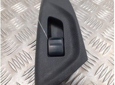 Recambio de mando elevalunas delantero derecho para toyota aygo 1.0 cat referencia OEM IAM    2