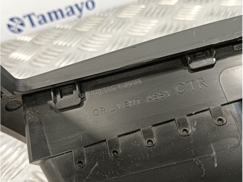 Recambio de rejilla aireadora para subaru forester s12 2.0 diesel cat referencia OEM IAM 66110FG020  