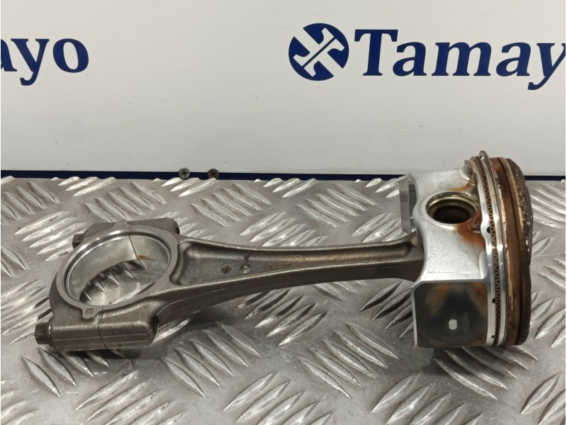 Recambio de piston para mazda 3 berlina (bp) referencia OEM IAM KS1275  