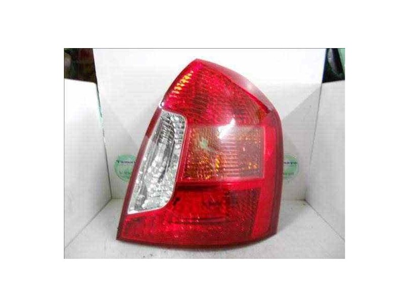 Recambio de piloto trasero derecho para hyundai accent (mc) 1.4 cat referencia OEM IAM  171305 