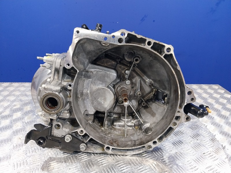 Recambio de caja cambios para peugeot 308 sw referencia OEM IAM 20MB53  